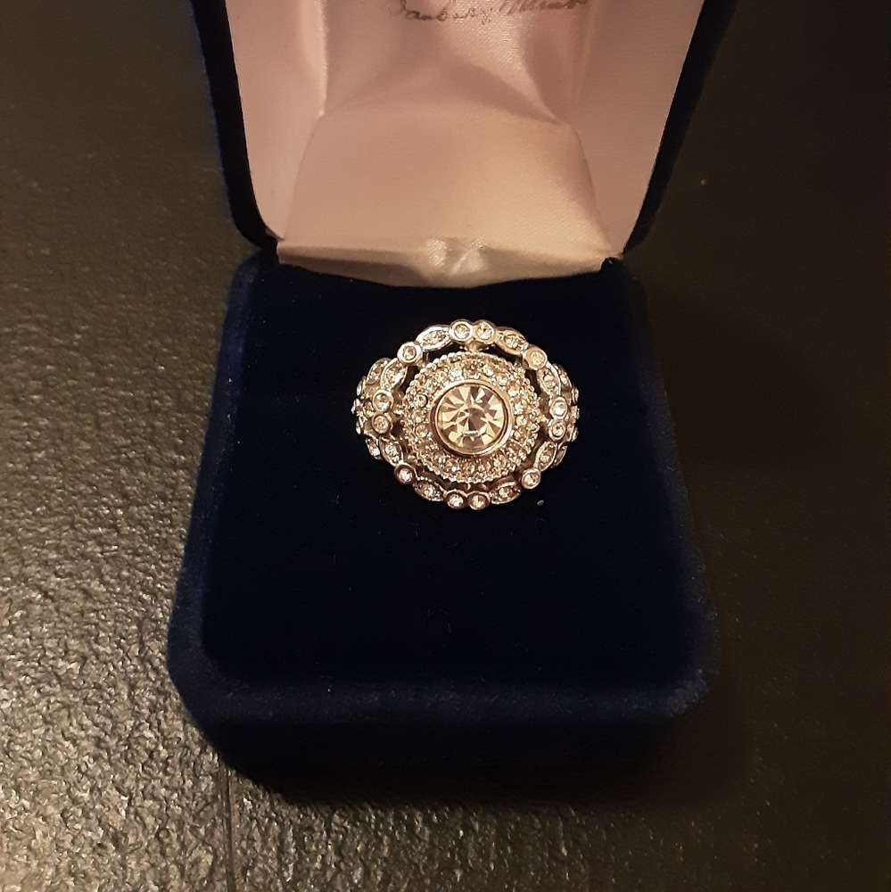 Dinner / Fashion Ring